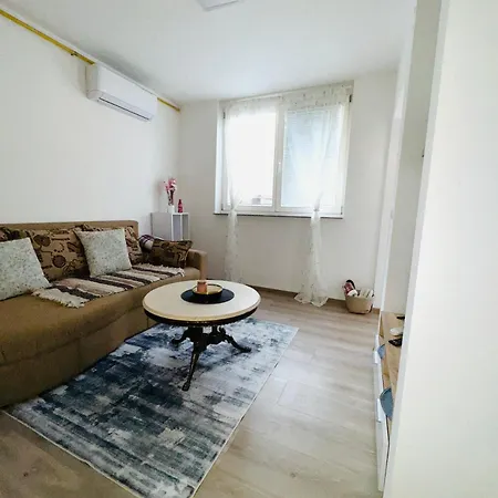 Cozy 'studio 3' Steps From Bascarsija Apartman Szarajevó