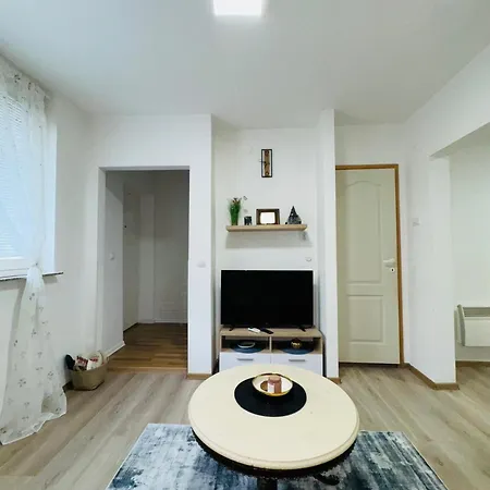 アパート Cozy 'studio 3' Steps From Bascarsija サラエヴォ