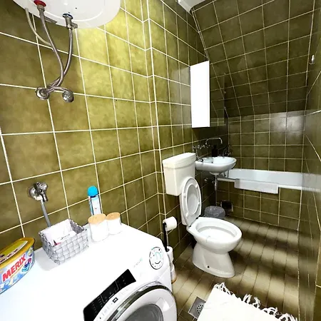 Cozy 'studio 3' Steps From Bascarsija *