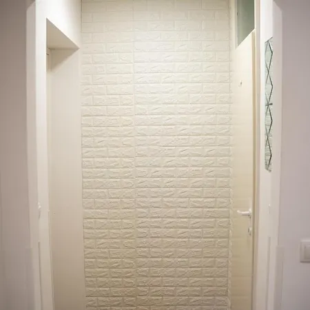 Cozy 'studio 3' Steps From Bascarsija サラエヴォ