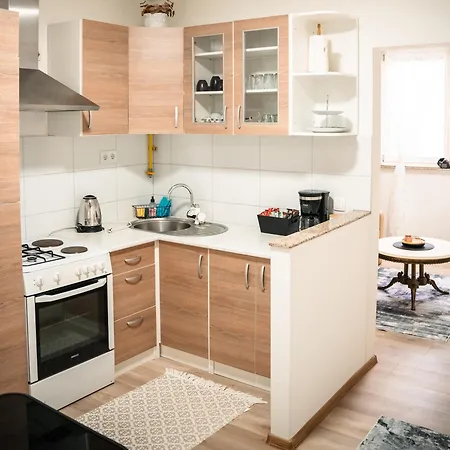 Cozy 'studio 3' Steps From Bascarsija *